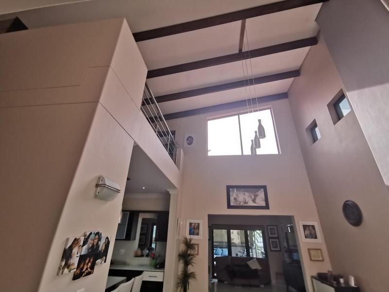 To Let 3 Bedroom Property for Rent in Bloubergrant Western Cape